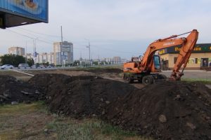Рядом с омским метромостом на Левобережье начали строить новую развязку