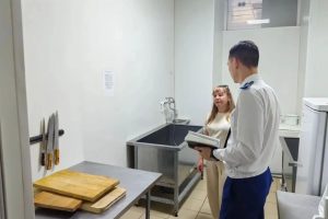 В Омске возбудили уголовное дело из-за отравления детей в лагере «Динамовец»