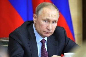 Президент отметил заслуги омичек в воспитании детей и развитии культуры