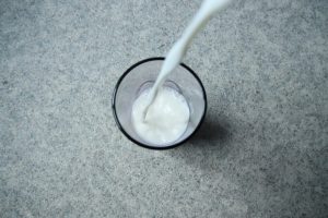 В Омской области выявили 35 проб молочной продукции с нарушениями