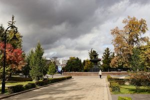 Омичей скоро ждет сокращенная рабочая неделя