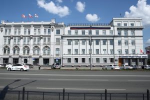 Директор омского управления капитального строительства Суховеев уволен в связи с утратой доверия