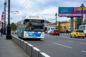 После открытия фонтана омичей развезут по домам спецрейсами 