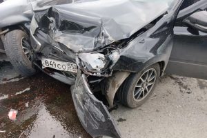 В Омской области водитель устроил ДТП, в котором пострадали две женщины и два ребенка 