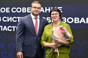 Зарплаты педагогов Омской области вырастут на 7,6% с 1 сентября - об этом заявил губернатор 