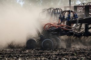 В Омской области объявили режим ЧС из-за засухи и гибели посевов