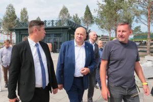Мэр Сергей Шелест побывал в Омской крепости и оценил ход работ 