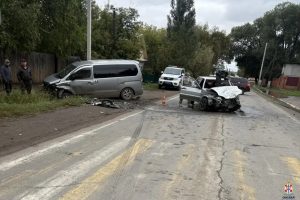 В Омской области столкнулись ВАЗ и «Хендай: пострадали два водителя и ребенок
