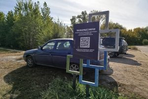У стадиона «Динамо» в Омске демонтировали уличные тренажеры