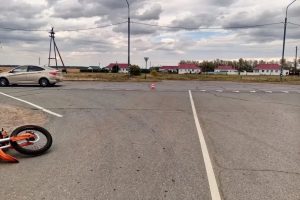 В Омской области подростки пострадали в ДТП с мотоциклом