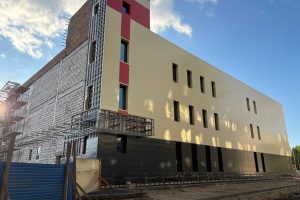 Кинотеатр «Сатурн» уходит в историю: как преображается площадка на улице Багратиона