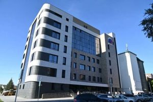 Строительство нового корпуса КМХЦ идет строго по графику
