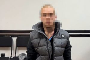 Полиция поймала велосипедиста, который приставал к омичкам на улице