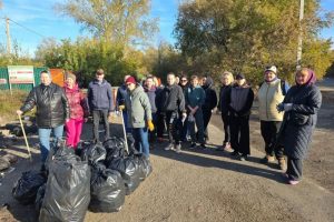 Мэр Шелест поблагодарил омичей за участие в уборке города