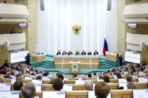 Скорые, семьи, зарплаты: какие социальные инициативы предложил Виталий Хоценко в Совете Федерации