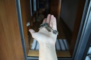 Жители Омска после продажи жилья смогут рассчитывать лишь на 15 кв. м в Москве