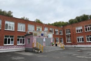 В Омске запретят продажу табака и никотинсодержащих товаров в радиусе 100 метров от школ