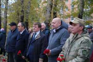 Шелест принял участие в открытии памятника ветеранам боевых действий в Афганистане
