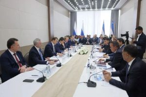  Губернатор Омской области Хоценко отметил рост товарооборота с Узбекистаном