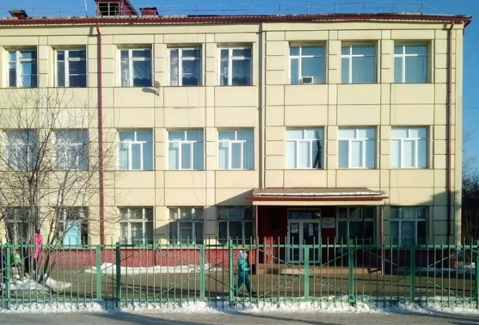 Во владимирской школе на голову ученицы упала штукатурка с потолка - новости Владимирской области