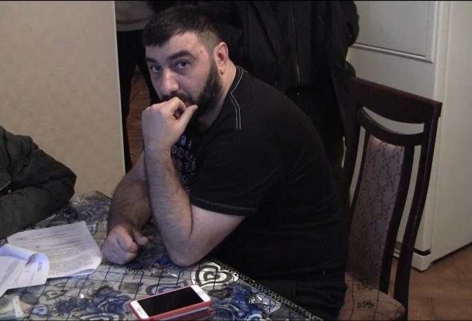 «Взяли под стражу прямо в зале суда» - омского дорожника Сарояна отправили в колонию за хищение 40 млн рублей 