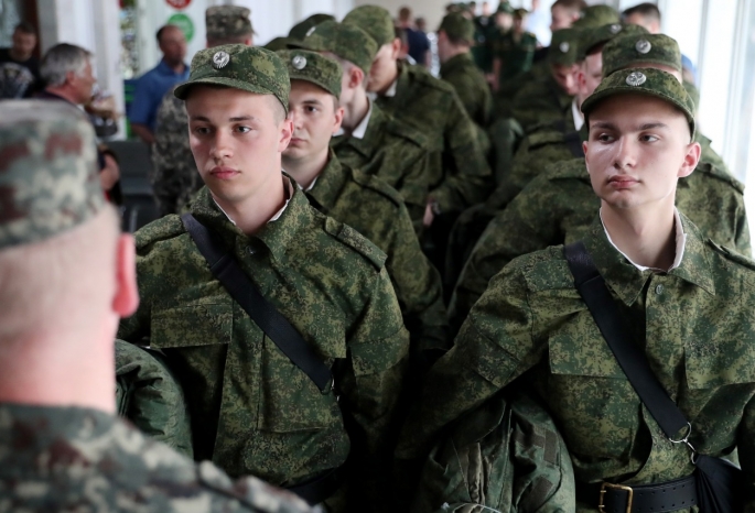 Из-за коронавируса начало весеннего призыва в Омской области перенесли на 13 апреля