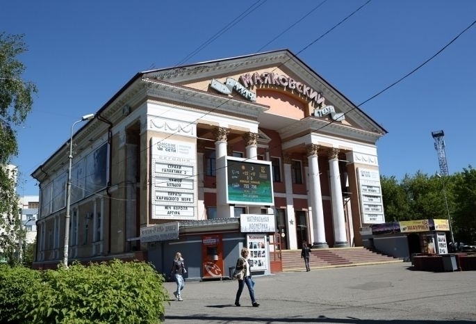 Сотрудницу омского кинотеатра «Маяковский» уволили за соблюдение самоизоляции