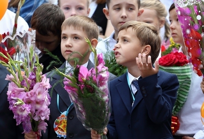 В Минпросвещения все-таки решили провести традиционные линейки 1 сентября