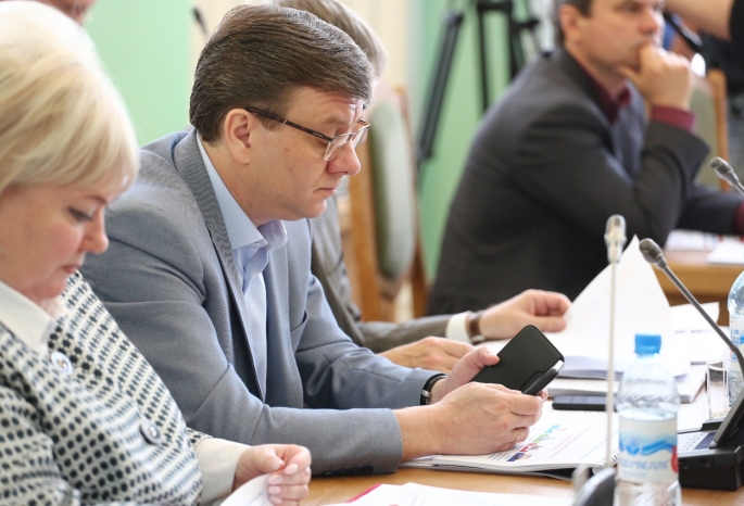 Из-за назначения Мураховского министром омскому Горсовету опять придется проводить довыборы