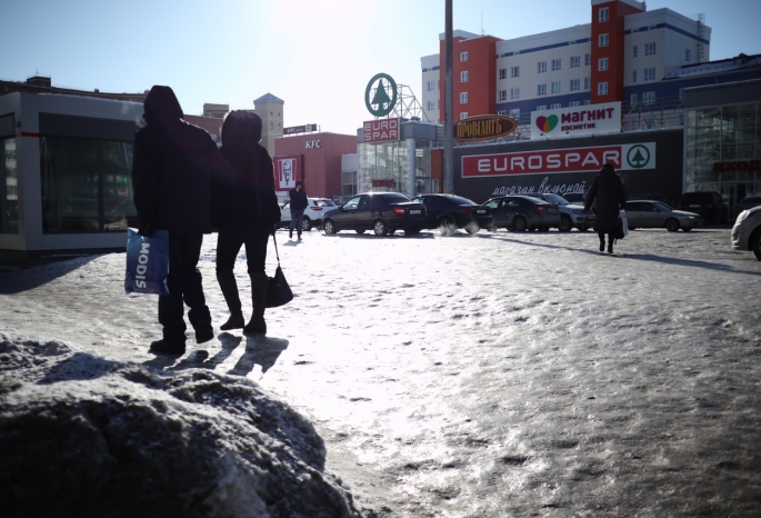 В Омске начинают проверять качество чистки улиц от снега, но он пока даже не выпал