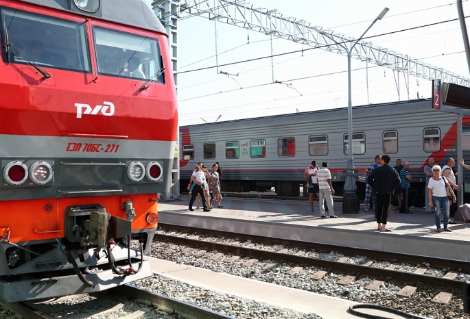 Восстановлено движение поездов, задержанных под Омском из-за схода с рельсов грузового состава