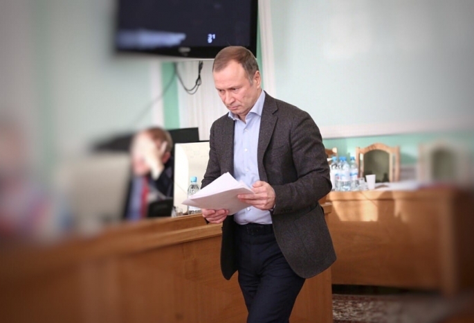 «Считать полномочия депутата Федотова прекращенными с 5 марта» - вышло постановление омского Горсовета по скандальному решению