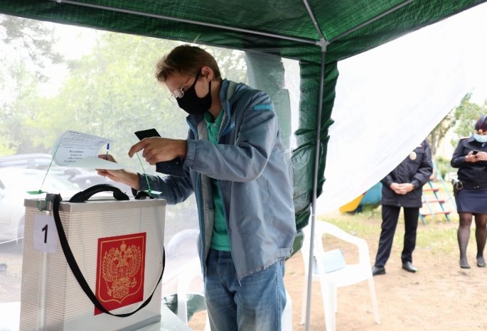 Выборы в Госдуму официально продлили на три дня