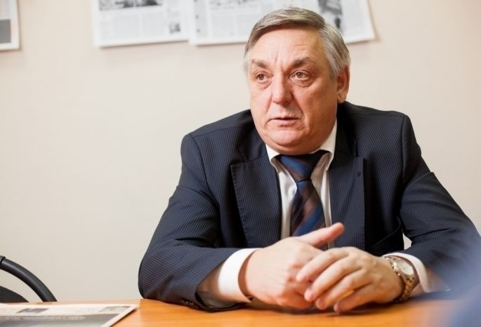 Против лидера омской КПРФ Алехина на думские выборы пойдет экс-коммунист Жарков - его выдвинули справороссы