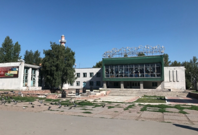 В Омске из-за жалобы притормозили работы по благоустройству сквера у ДК «Звездный» 