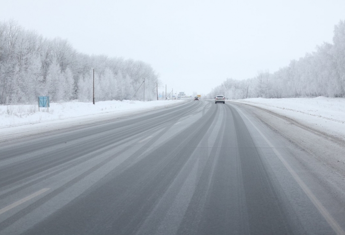 Из-за обильных осадков временный снежный покров установился в 12 районах Омской области