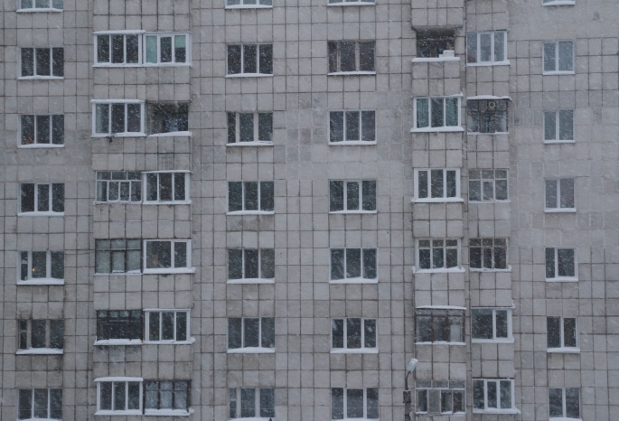 В Киеве две девушки выбросились с высотки и погибли - фото - Апостроф