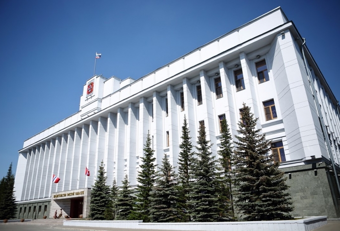 В Омске обновляют кадровый резерв возможных претендентов на посты замгубернатора и министра здравоохранения