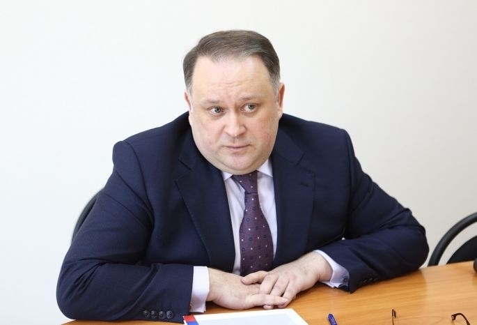 Репина, который 10 лет возглавлял омское УФНС, сменит его коллега с Алтая