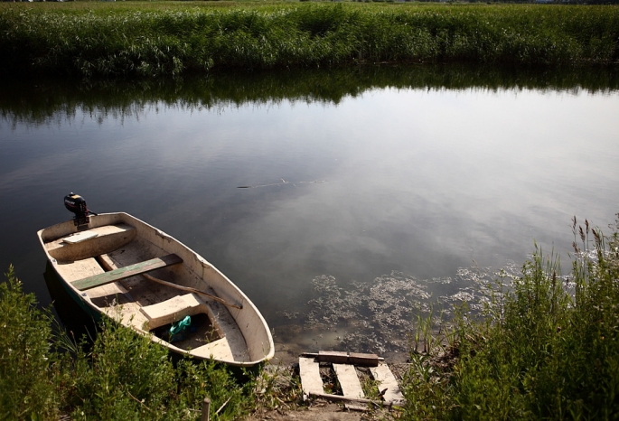 Вода в омской реке Оша опустилась до рекордного уровня: в этом винят самовольную насыпь