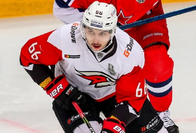 Воспитанник омского хоккея Михеев получит $19 млн за игру в «Ванкувере»