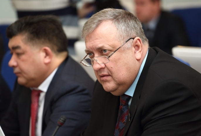 После 14 лет работы в отставку уходит глава «Омскгазстройэксплуатации» Сергей Жириков