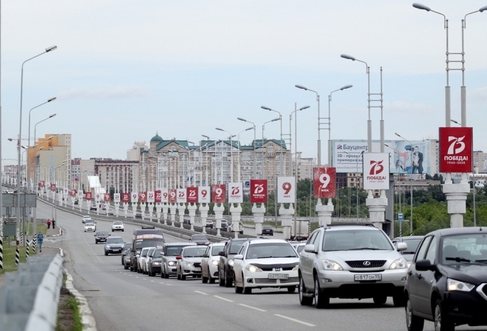 На содержание омского метромоста, где недавно заделывали провал, потратят около 24 миллионов