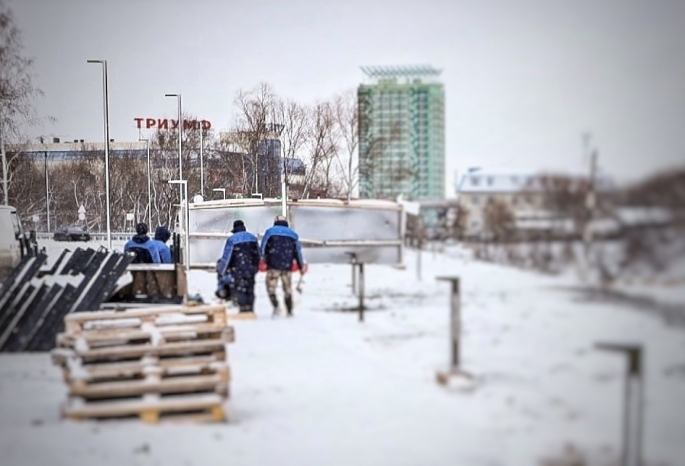 Омский ТЦ «Триумф» после пожара закрыт уже третьи сутки: стало известно, когда он возобновит работу