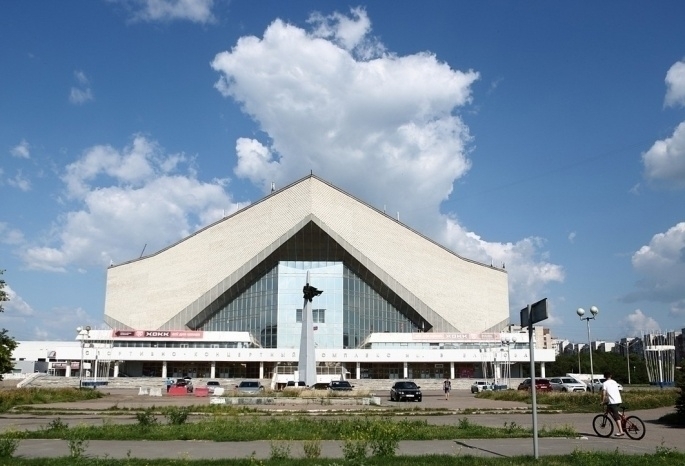 В Омске планируют отремонтировать крышу СКК им. Блинова