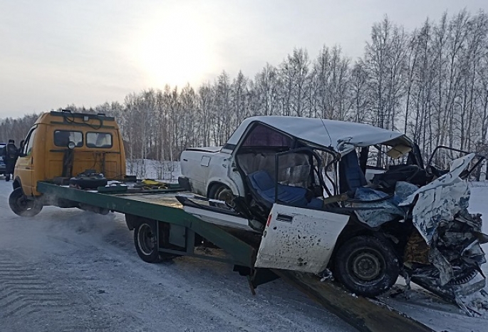 В ДТП на омской трассе погибли три человека