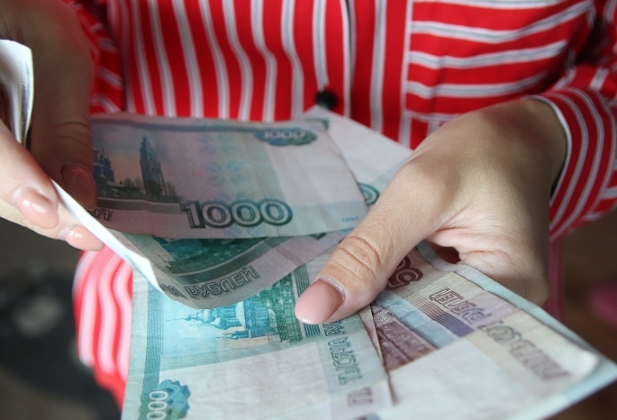 Зарплатные ожидания омичей выросли до 45 тысяч рублей