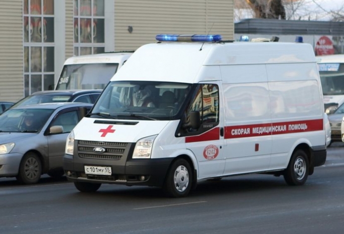 В Омске пьяный водитель устроил три ДТП, в том числе со скорой — пострадали медики (Обновлено)