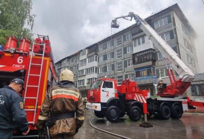 В доме на Волгоградской, крыша которого могла загореться из-за удара молнии, пострадало 47 квартир