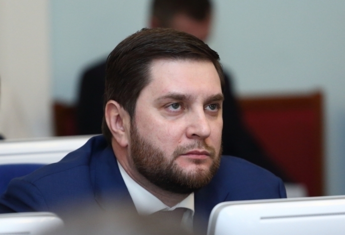 Евстифеев официально стал сенатором от Омской области вместо Мизулиной
